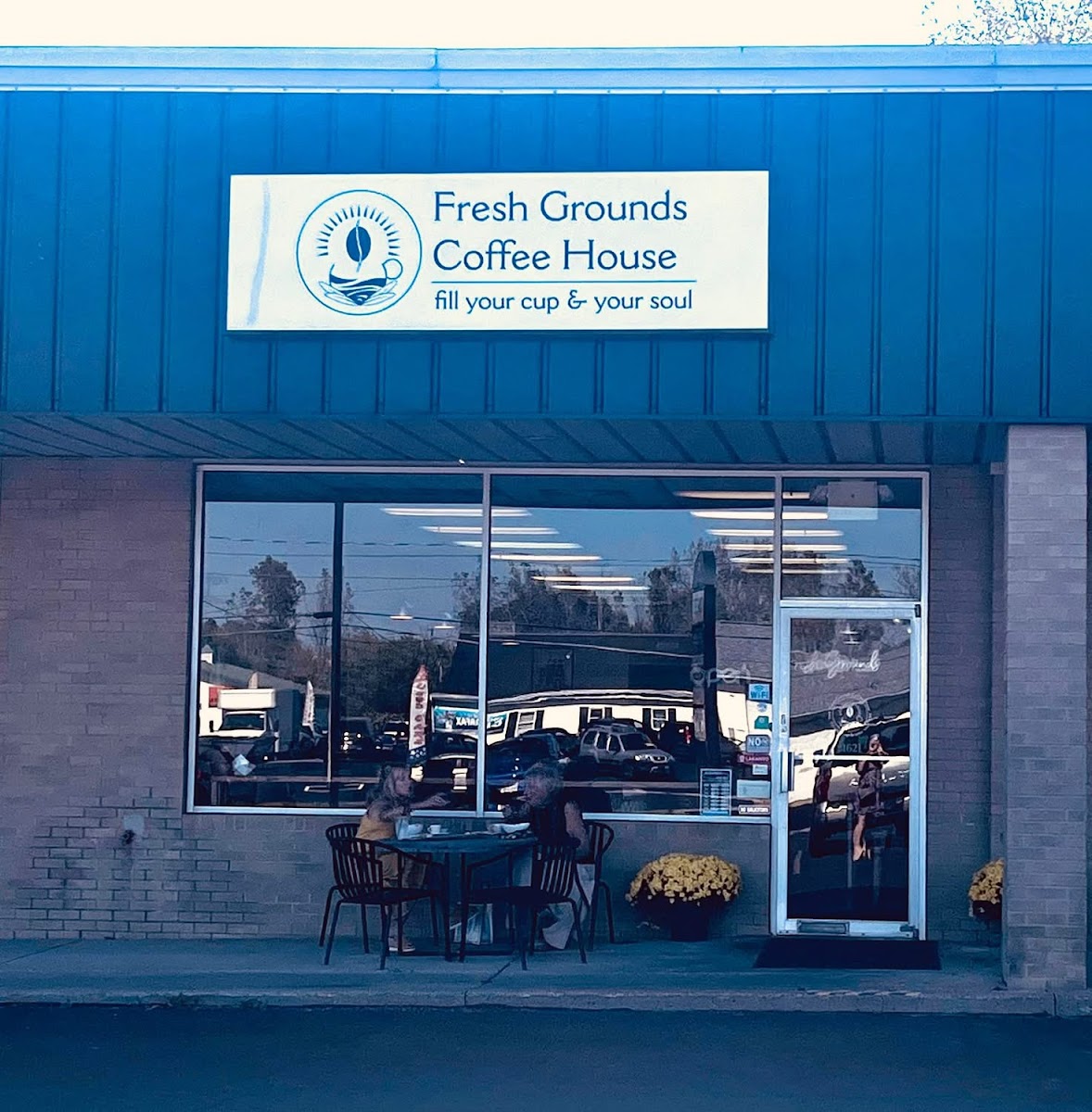 Fresh Grounds Coffee House